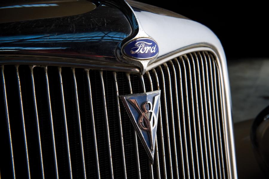  Ford V8 Station Wagon 1934 года  (фото 9 из 18)